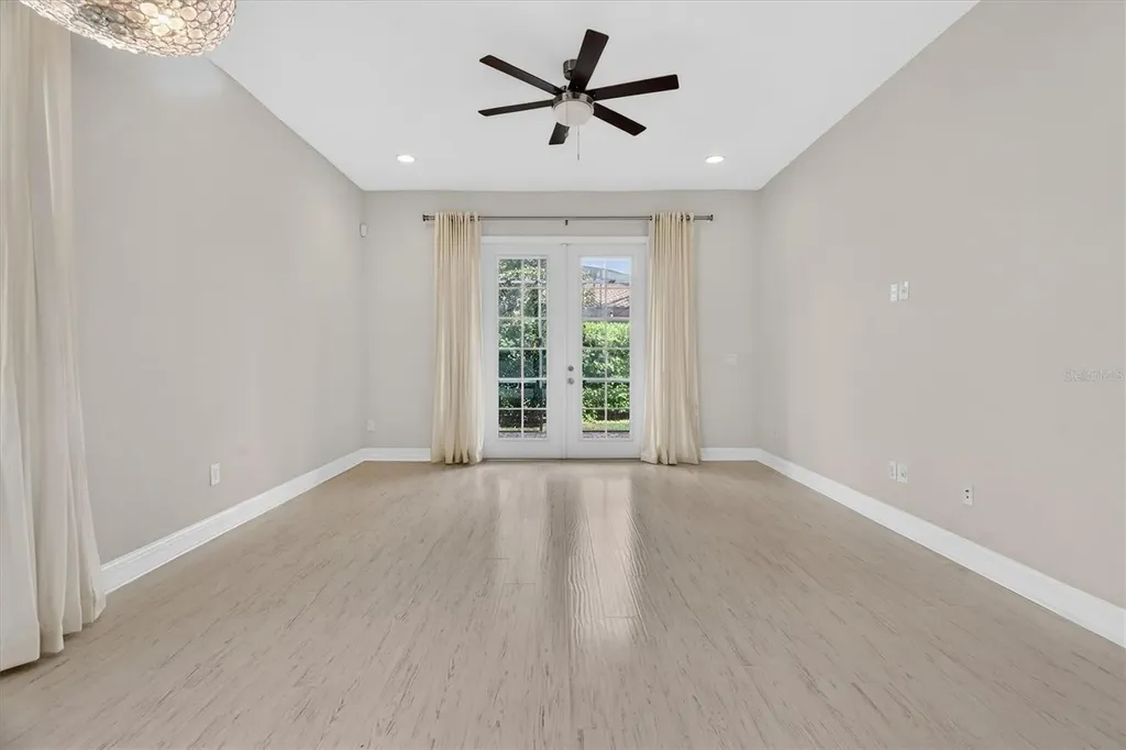10429 Stapeley Drive Orlando FL 32832