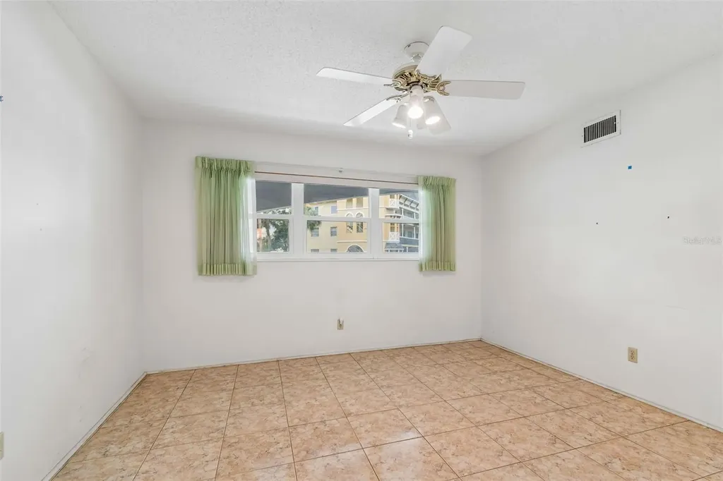 2460 Franciscan Drive Clearwater FL 33763