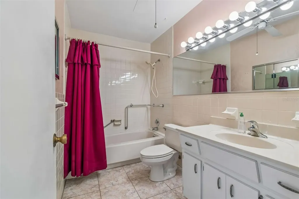 2460 Franciscan Drive Clearwater FL 33763