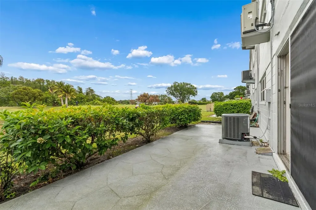 2460 Franciscan Drive Clearwater FL 33763