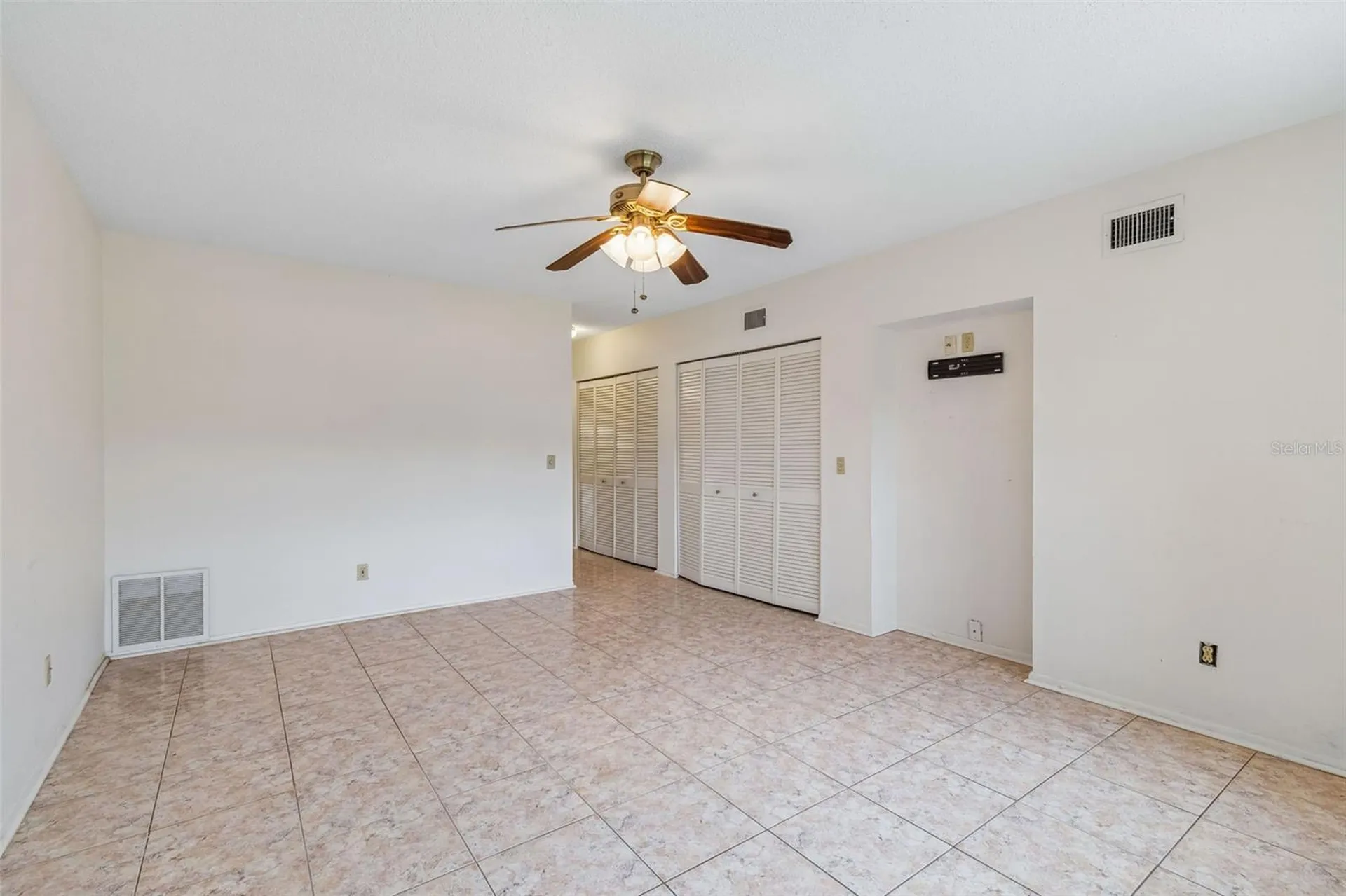2460 Franciscan Drive Clearwater FL 33763