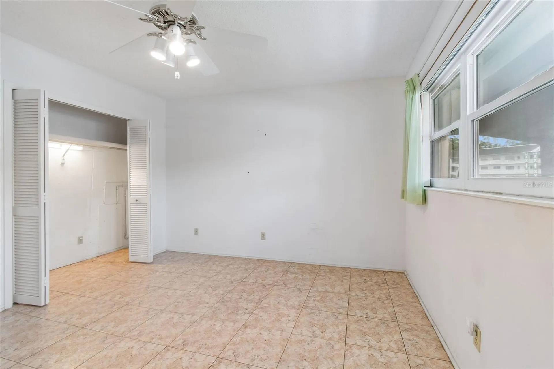 2460 Franciscan Drive Clearwater FL 33763