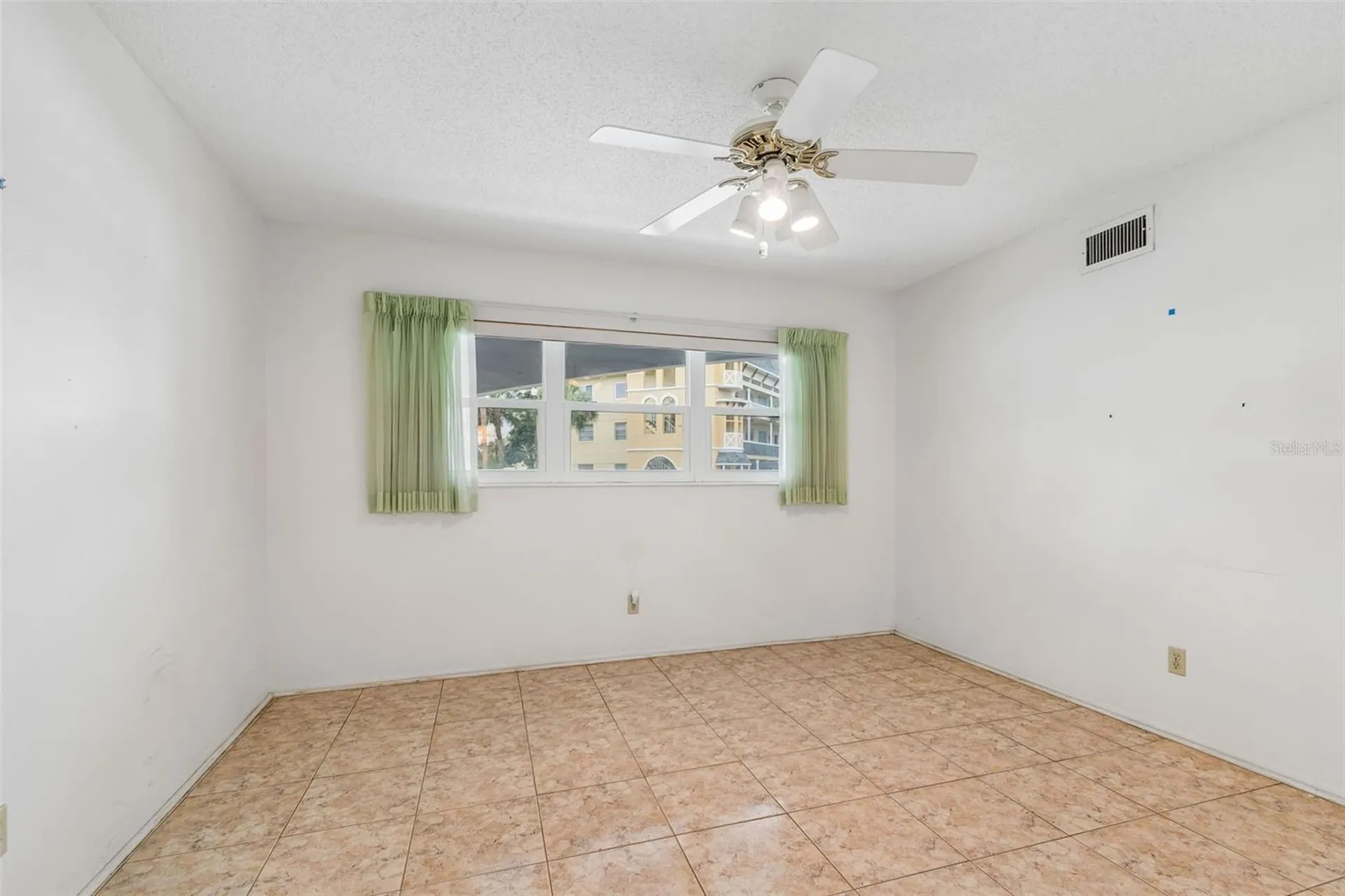 2460 Franciscan Drive Clearwater FL 33763