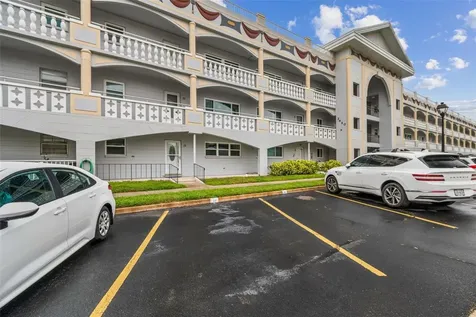 2460 Franciscan Drive Clearwater FL 33763
