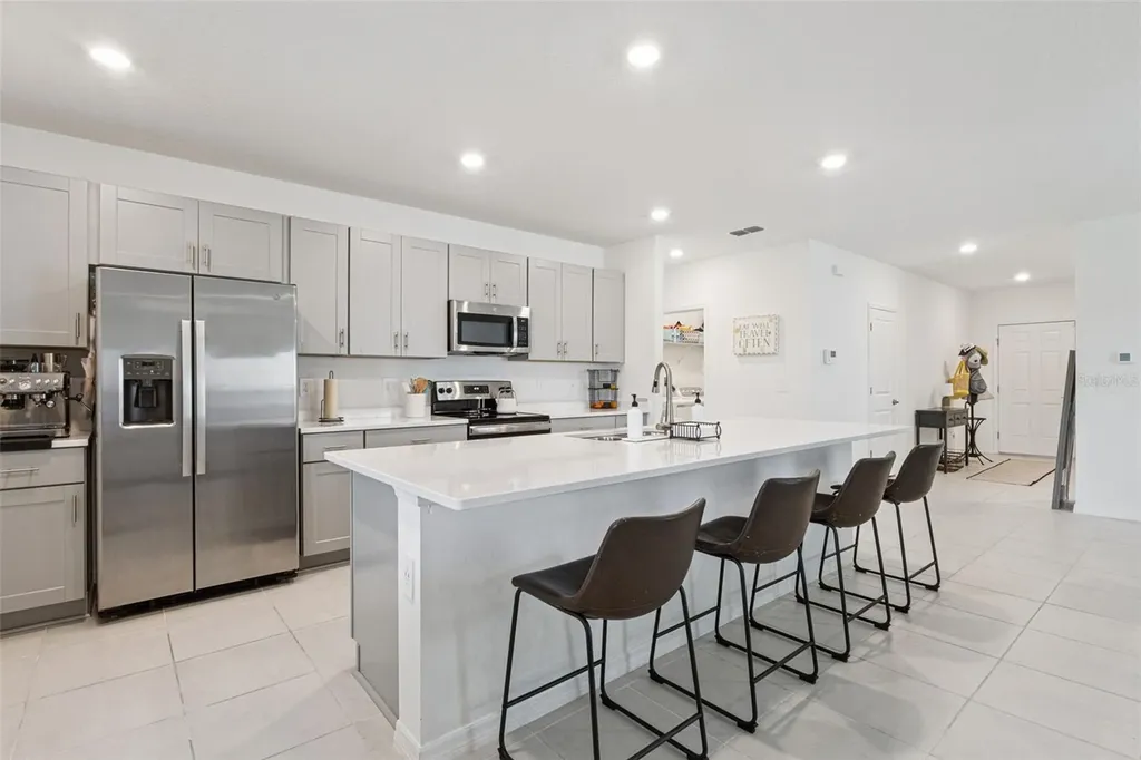 1099 Calico Pointe Circle Groveland FL 34736
