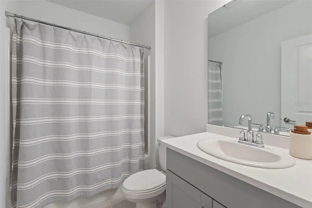 1099 Calico Pointe Circle Groveland FL 34736