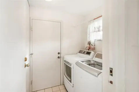 7145 Bright Creek Drive Sarasota FL 34231