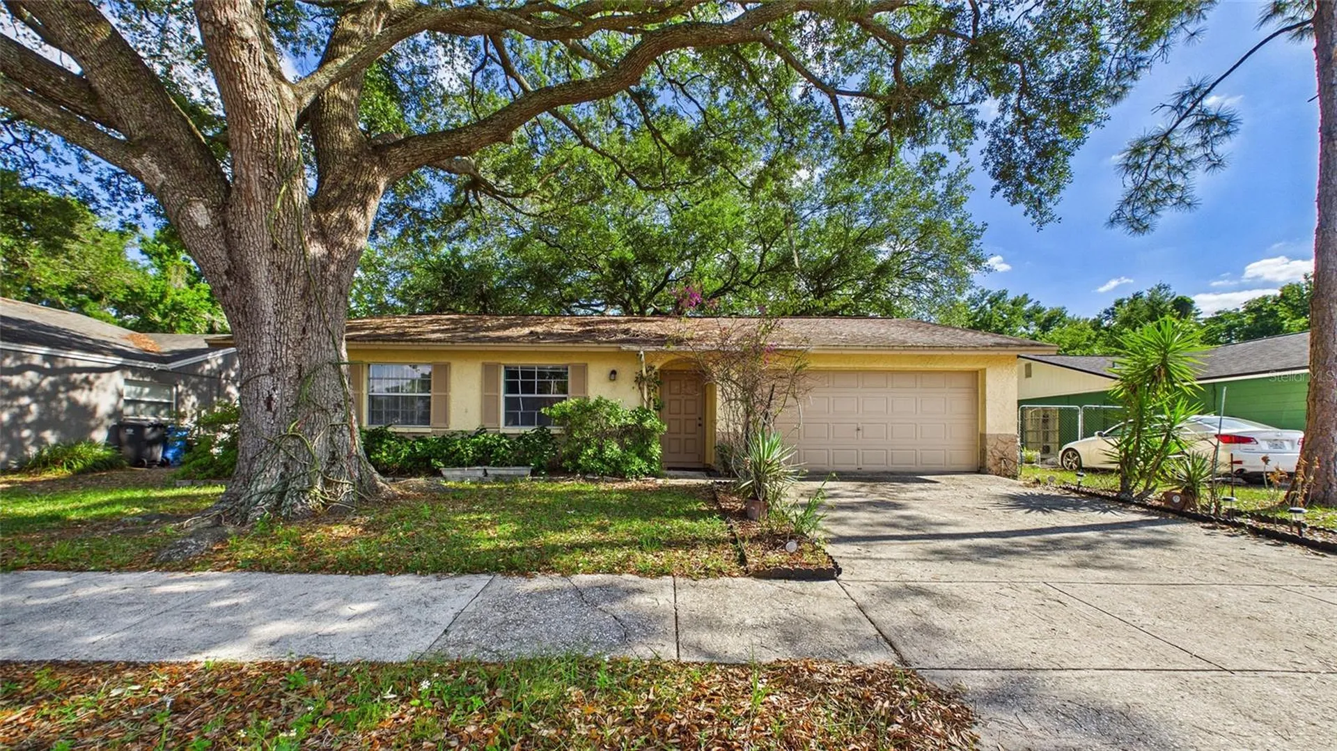 711 Regent Circle S Brandon FL 33511