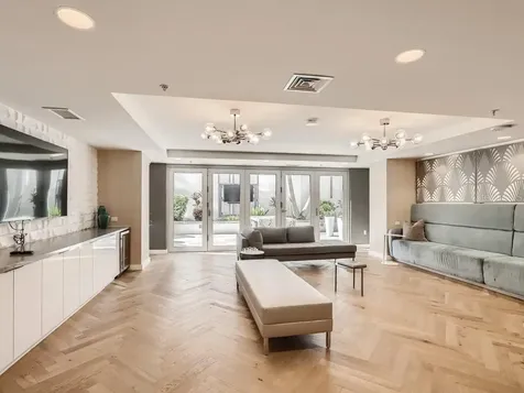 415 E Pine Street Orlando FL 32801