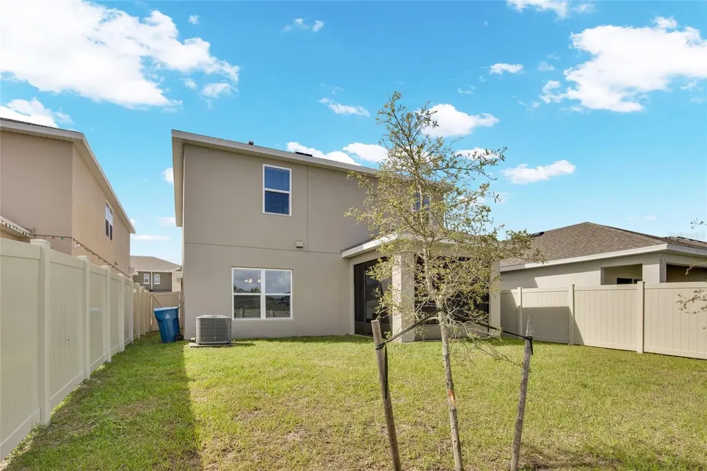 1601 Swan Swim Drive Davenport FL 33837