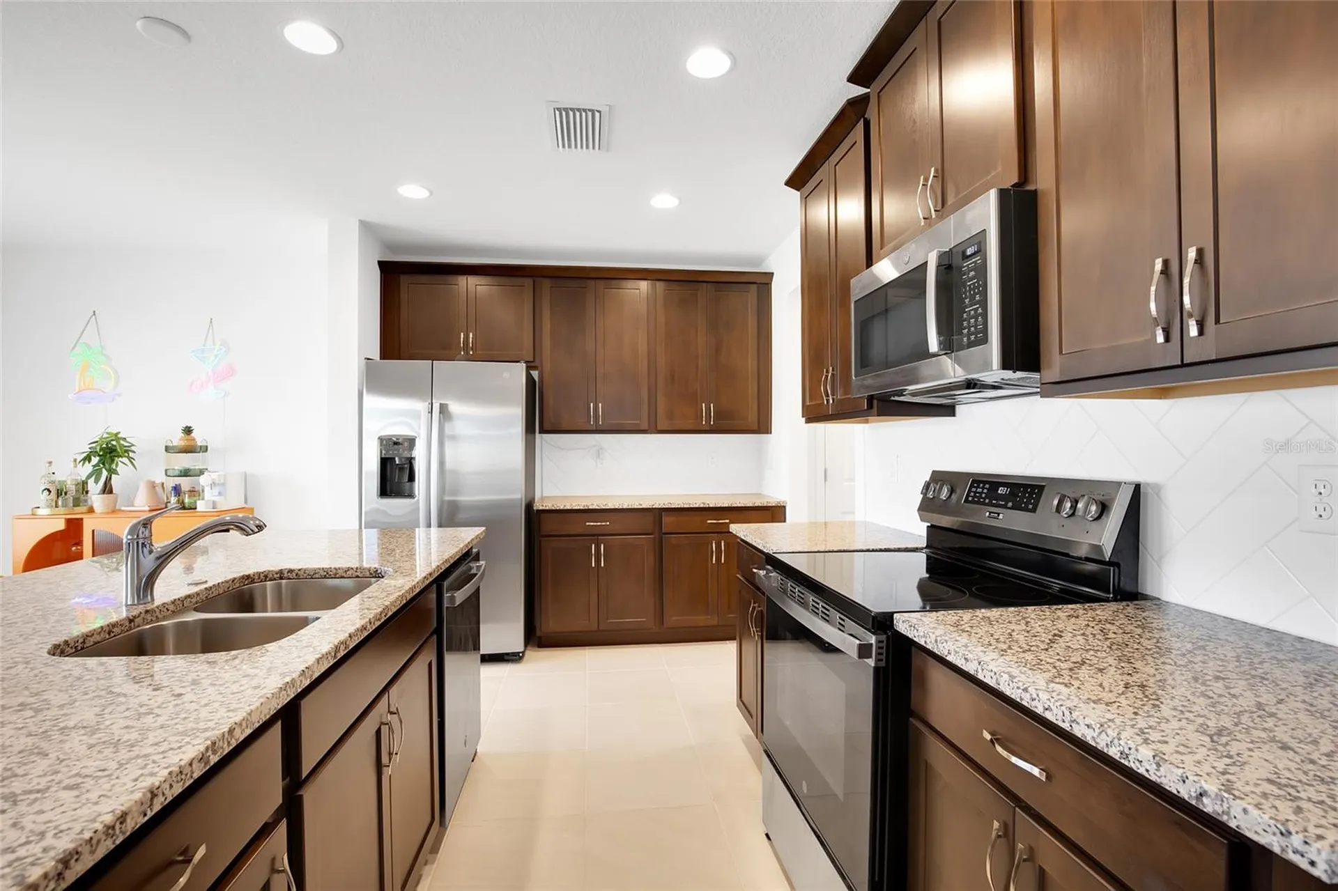 1601 Swan Swim Drive Davenport FL 33837