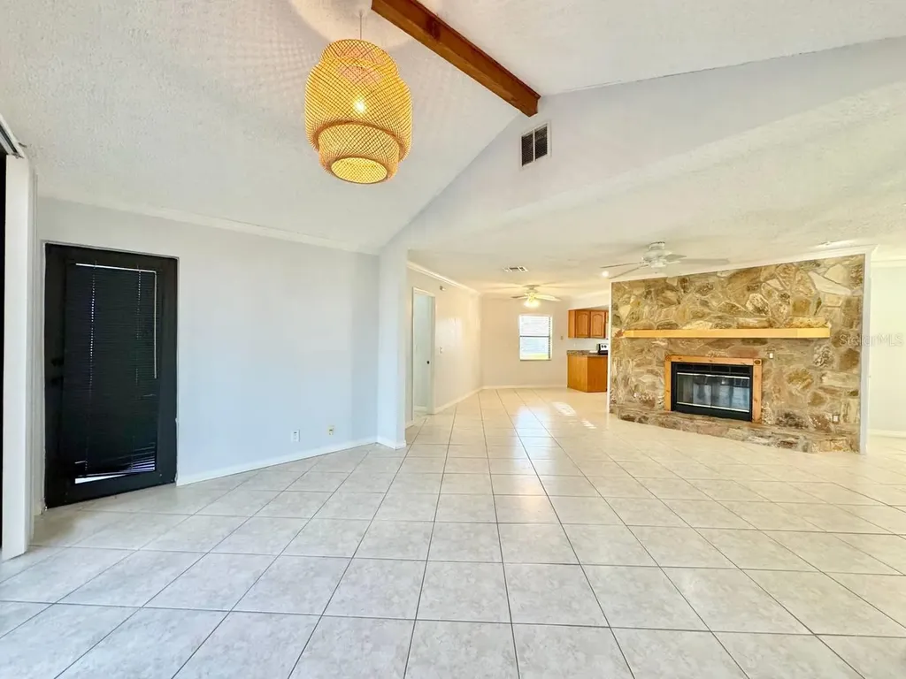 4112 Beach Drive SE St Petersburg FL 33705