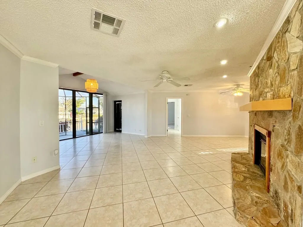 4112 Beach Drive SE St Petersburg FL 33705