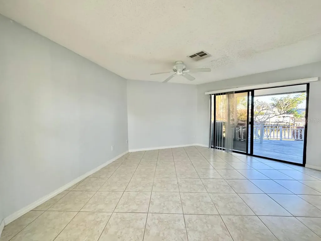4112 Beach Drive SE St Petersburg FL 33705