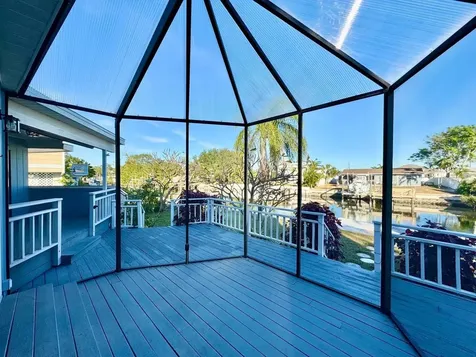 4112 Beach Drive SE St Petersburg FL 33705