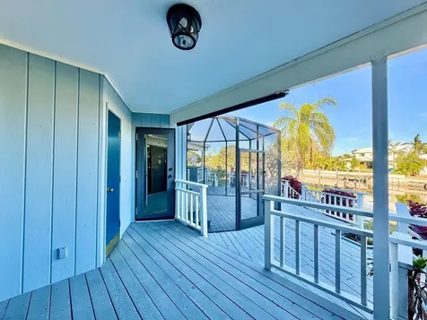 4112 Beach Drive SE St Petersburg FL 33705