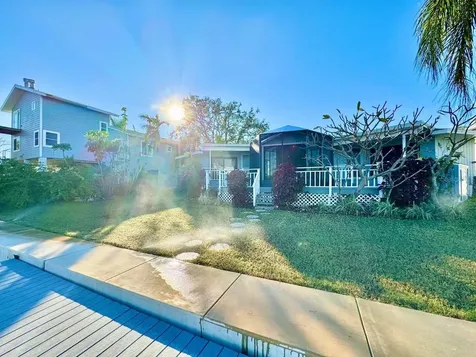 4112 Beach Drive SE St Petersburg FL 33705