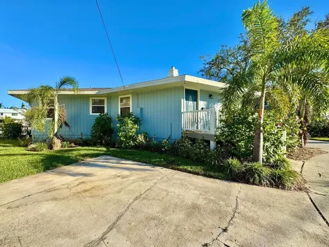 4112 Beach Drive SE St Petersburg FL 33705
