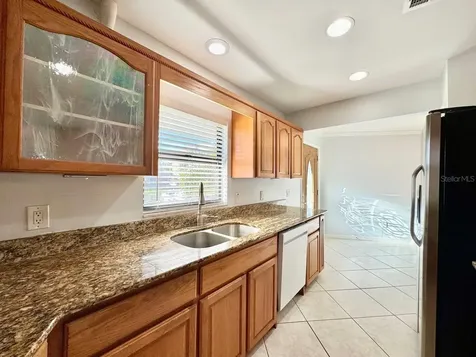 4112 Beach Drive SE St Petersburg FL 33705