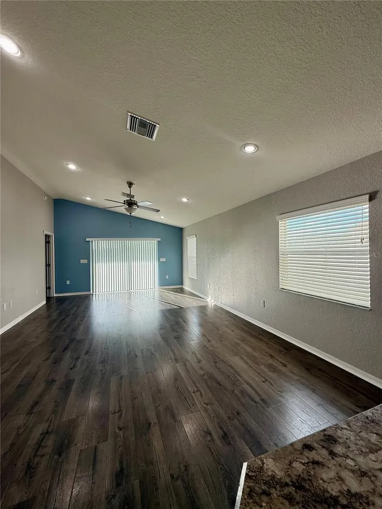 6527 Bayston Hill Place Zephyrhills FL 33541