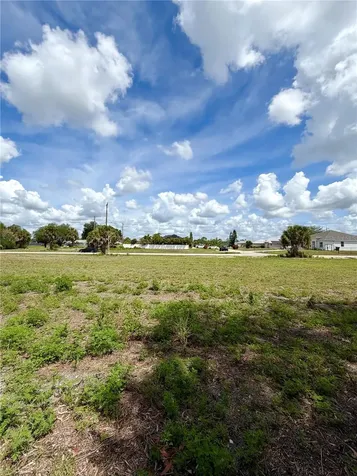 2142 NE 26th Street Cape Coral FL 33909
