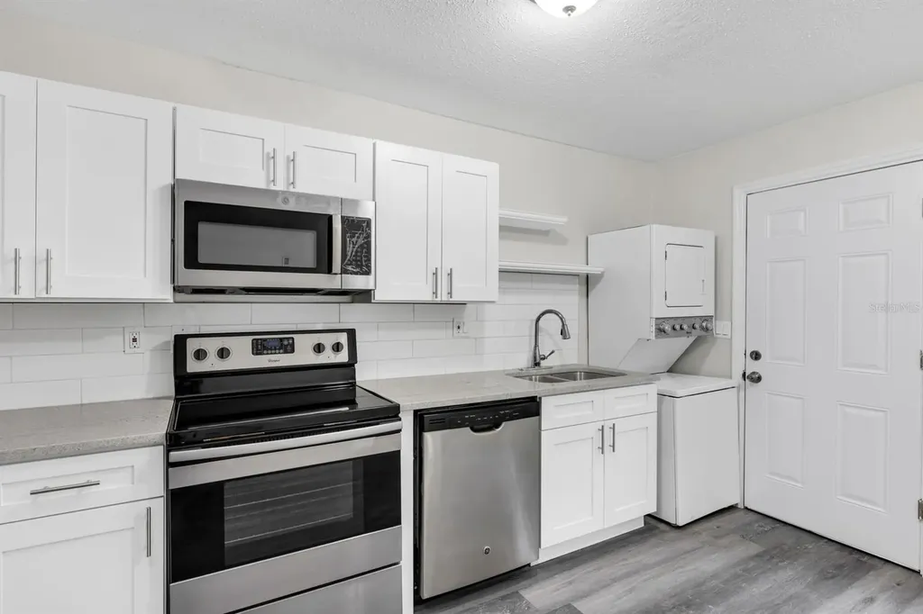 751 Bellevue Daytona Beach FL 32114