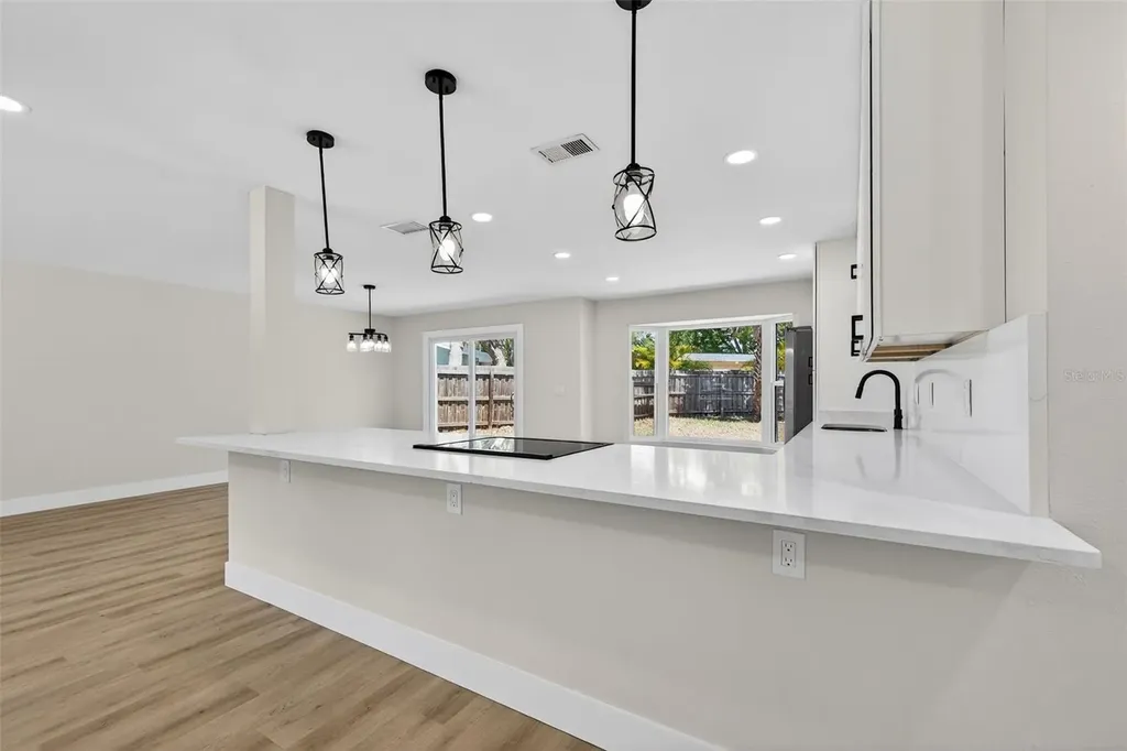 2207 Hennesen Drive Clearwater FL 33764