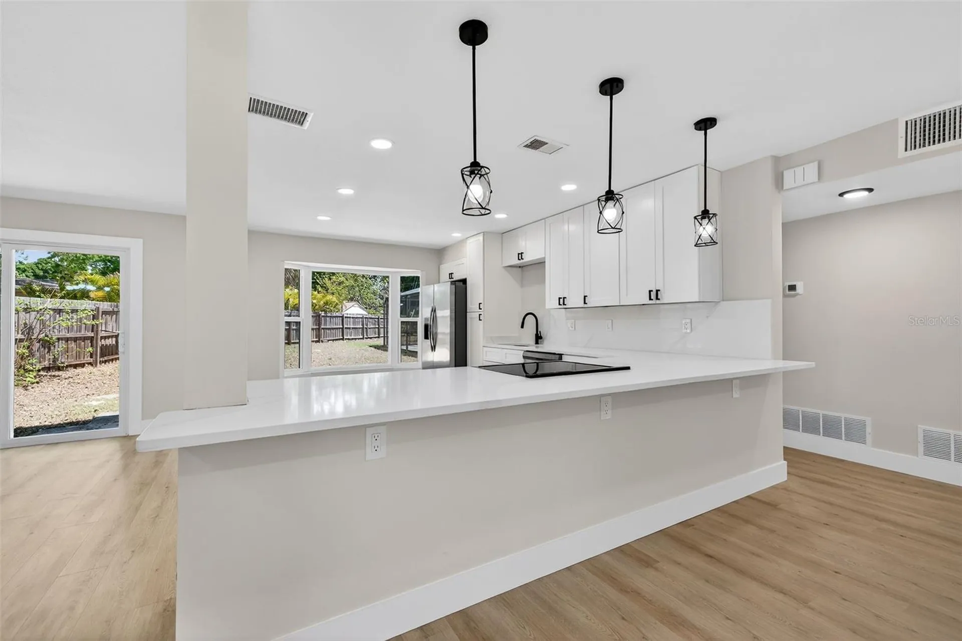 2207 Hennesen Drive Clearwater FL 33764