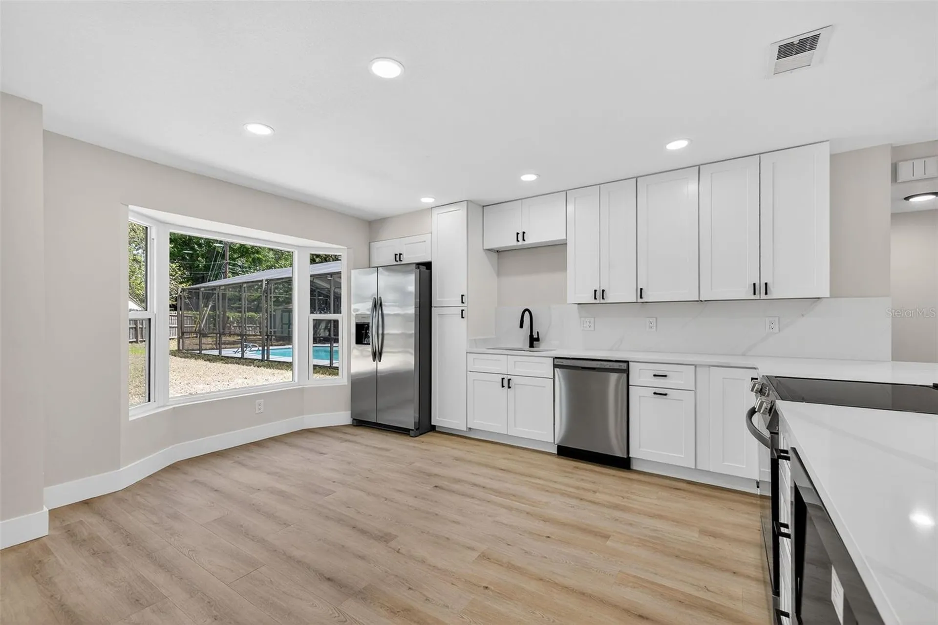 2207 Hennesen Drive Clearwater FL 33764