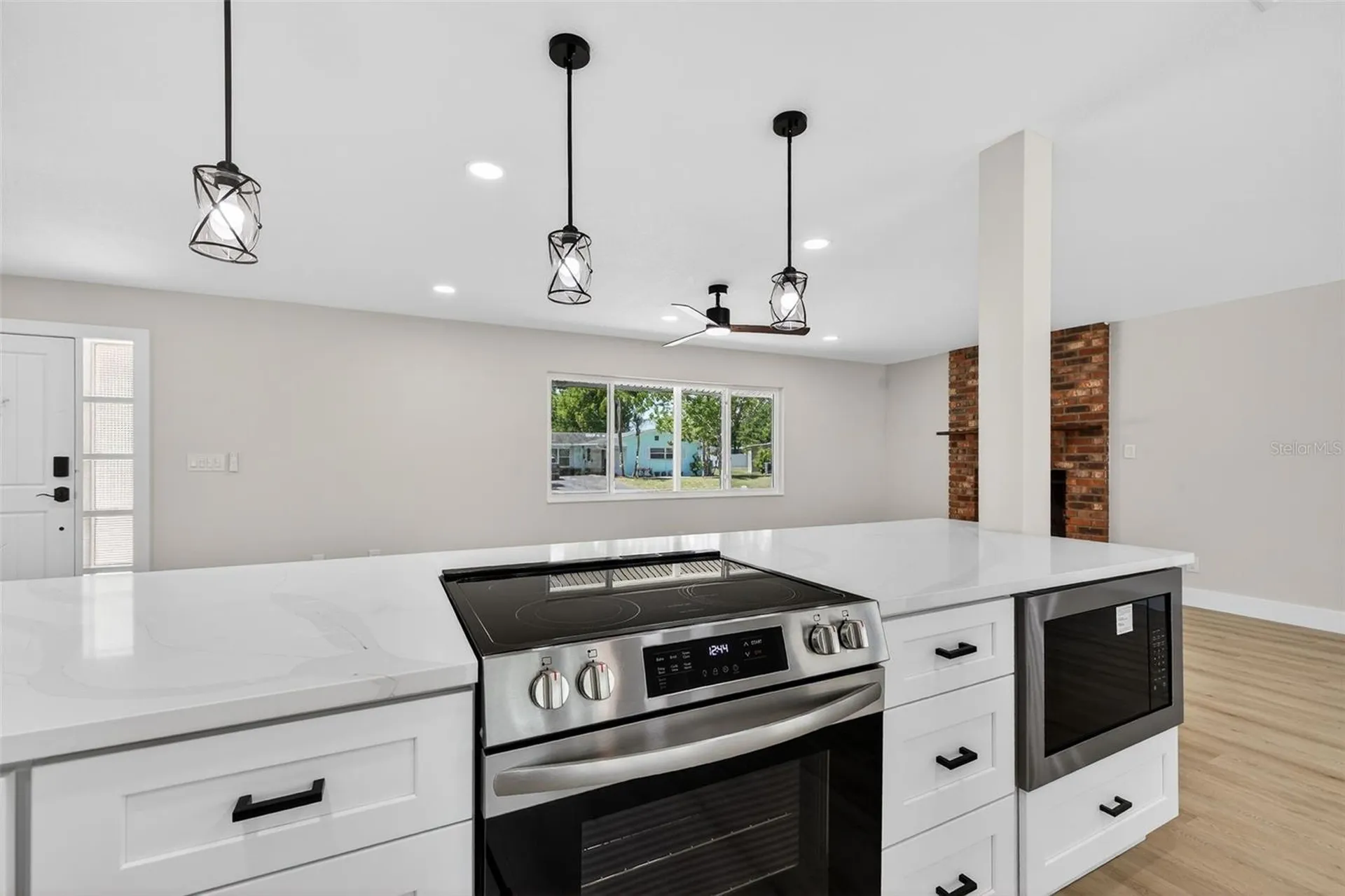 2207 Hennesen Drive Clearwater FL 33764