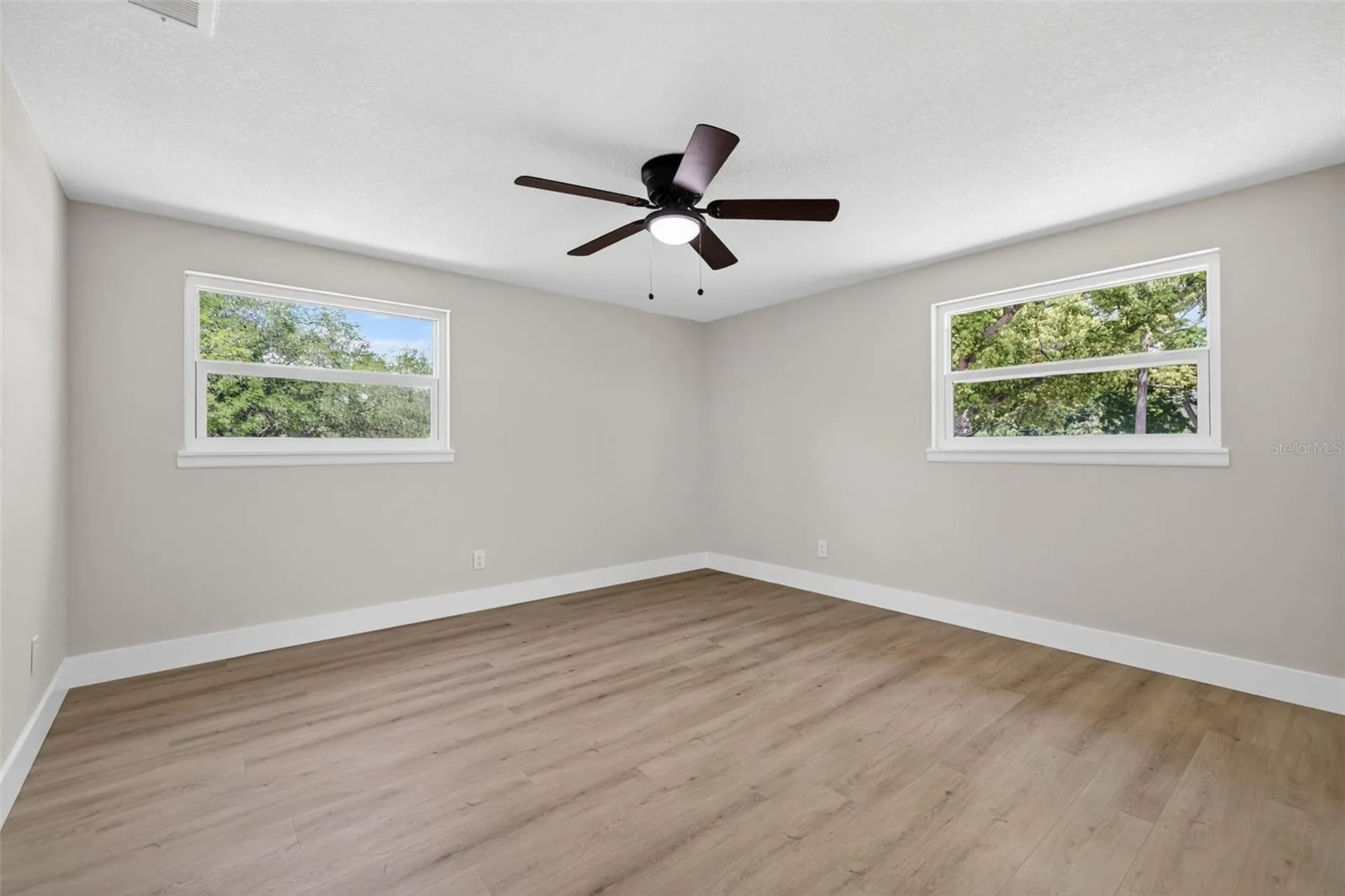 2207 Hennesen Drive Clearwater FL 33764