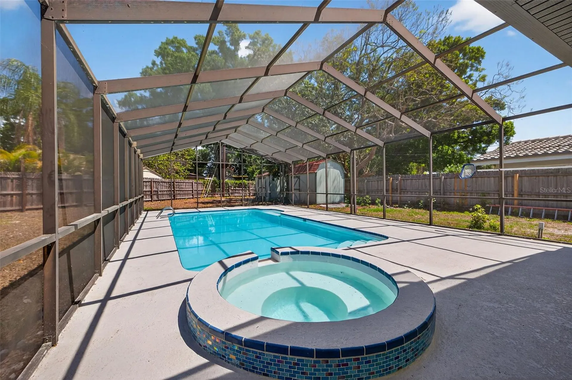 2207 Hennesen Drive Clearwater FL 33764