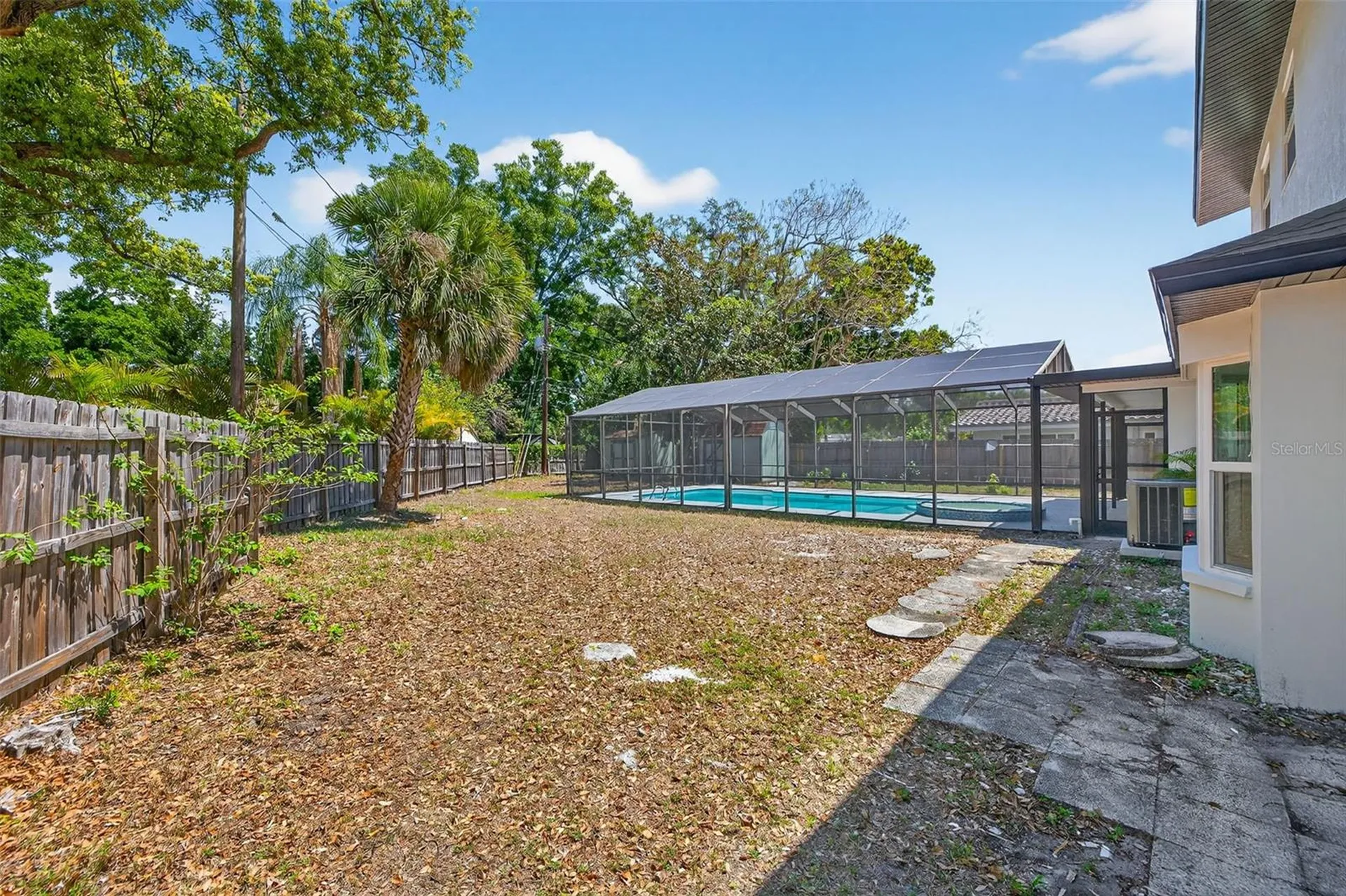 2207 Hennesen Drive Clearwater FL 33764