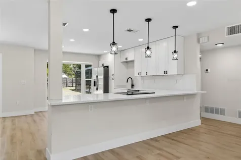 2207 Hennesen Drive Clearwater FL 33764