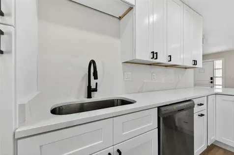 2207 Hennesen Drive Clearwater FL 33764