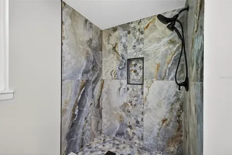2207 Hennesen Drive Clearwater FL 33764