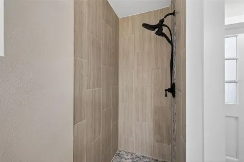 2207 Hennesen Drive Clearwater FL 33764