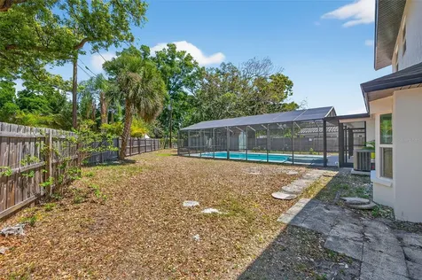 2207 Hennesen Drive Clearwater FL 33764