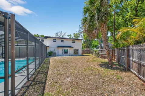 2207 Hennesen Drive Clearwater FL 33764