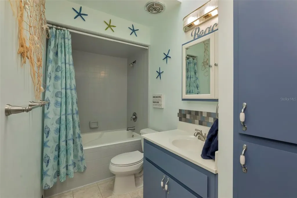 8233 Forest Circle Seminole FL 33776