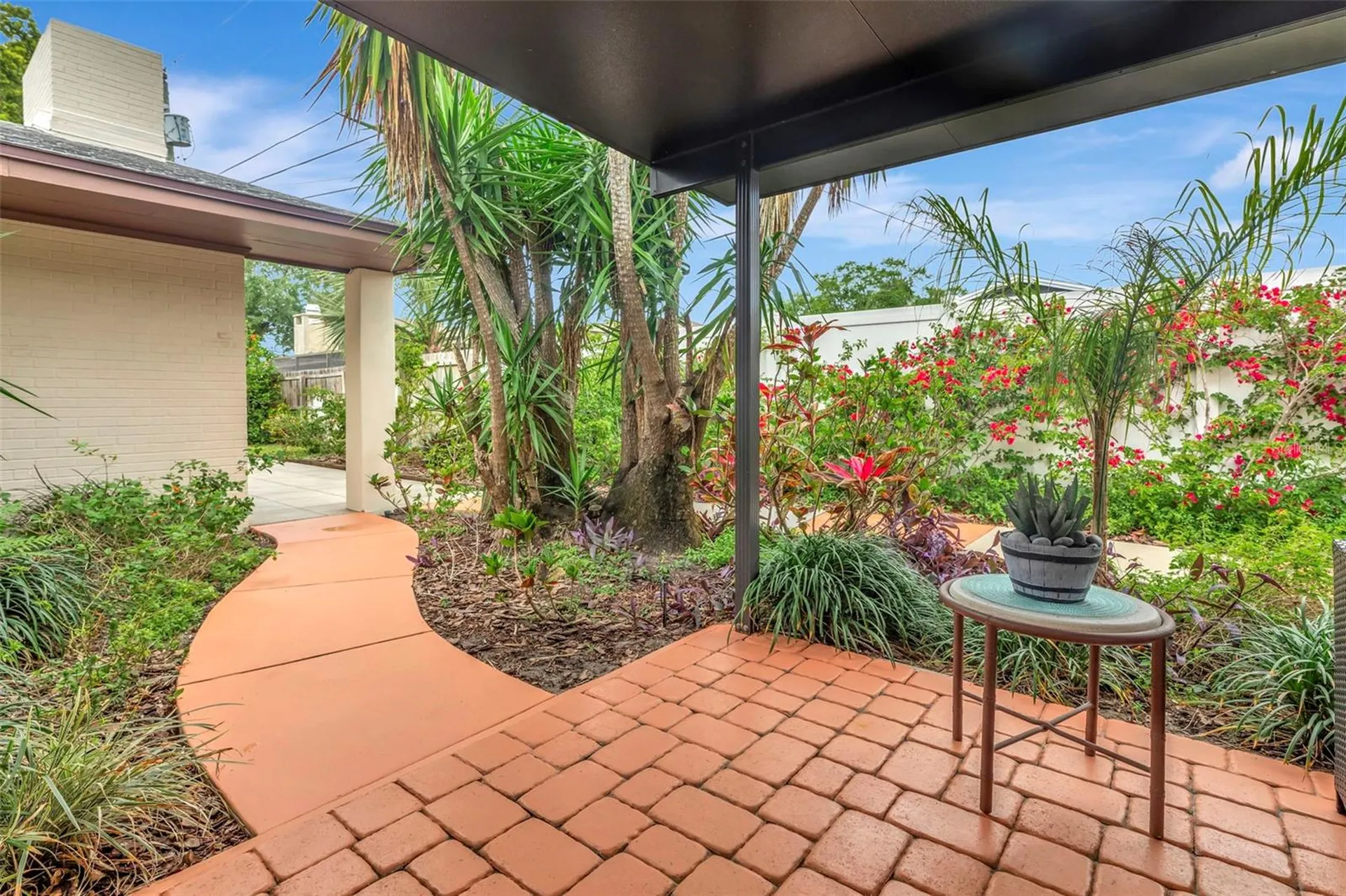 8233 Forest Circle Seminole FL 33776