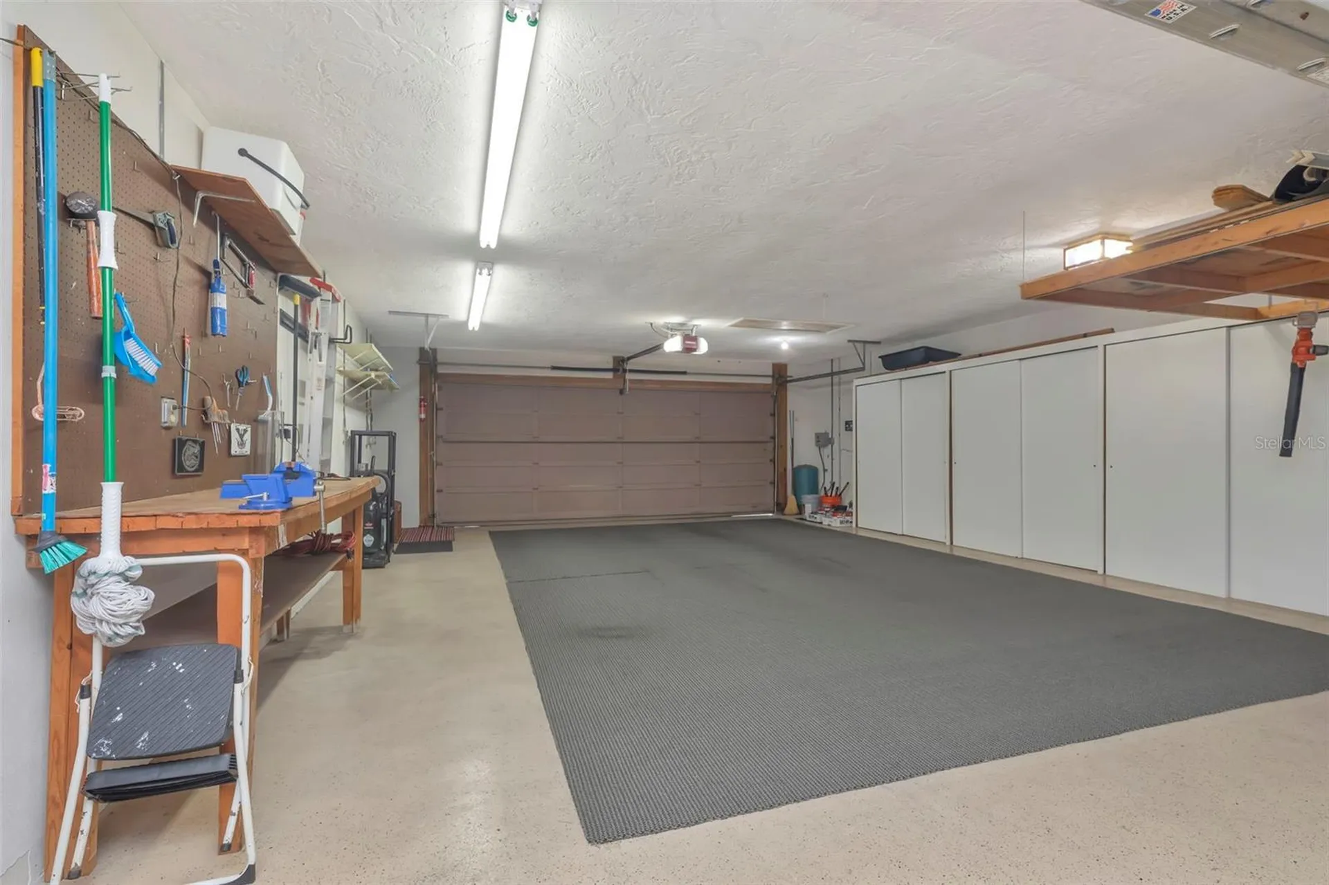 8233 Forest Circle Seminole FL 33776