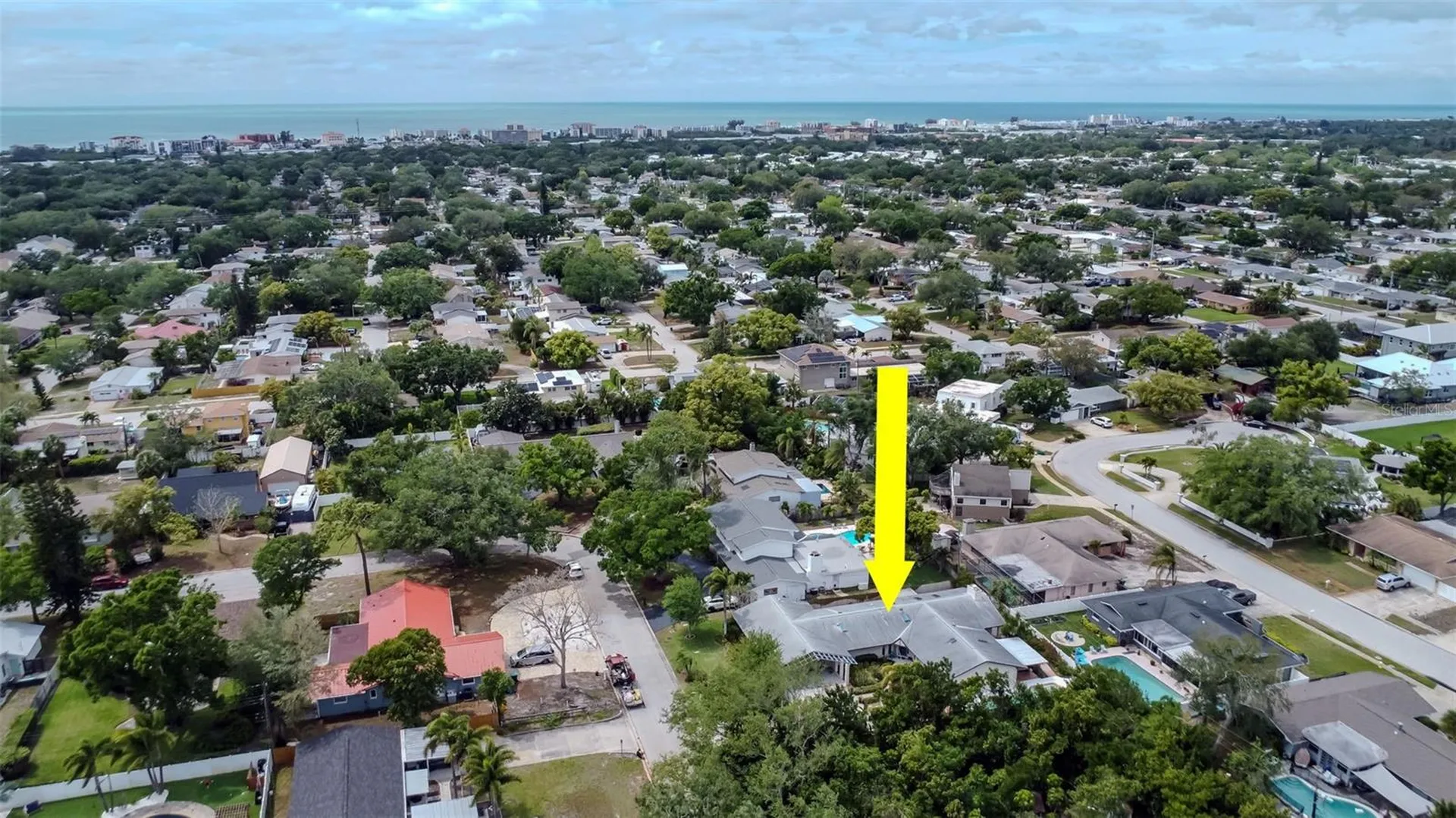 8233 Forest Circle Seminole FL 33776
