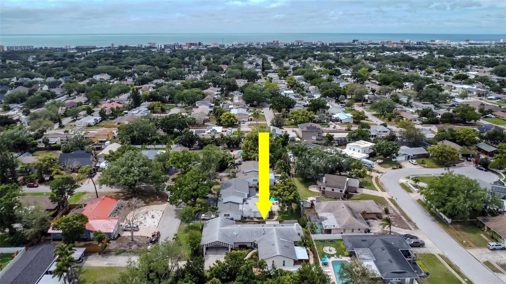 8233 Forest Circle Seminole FL 33776