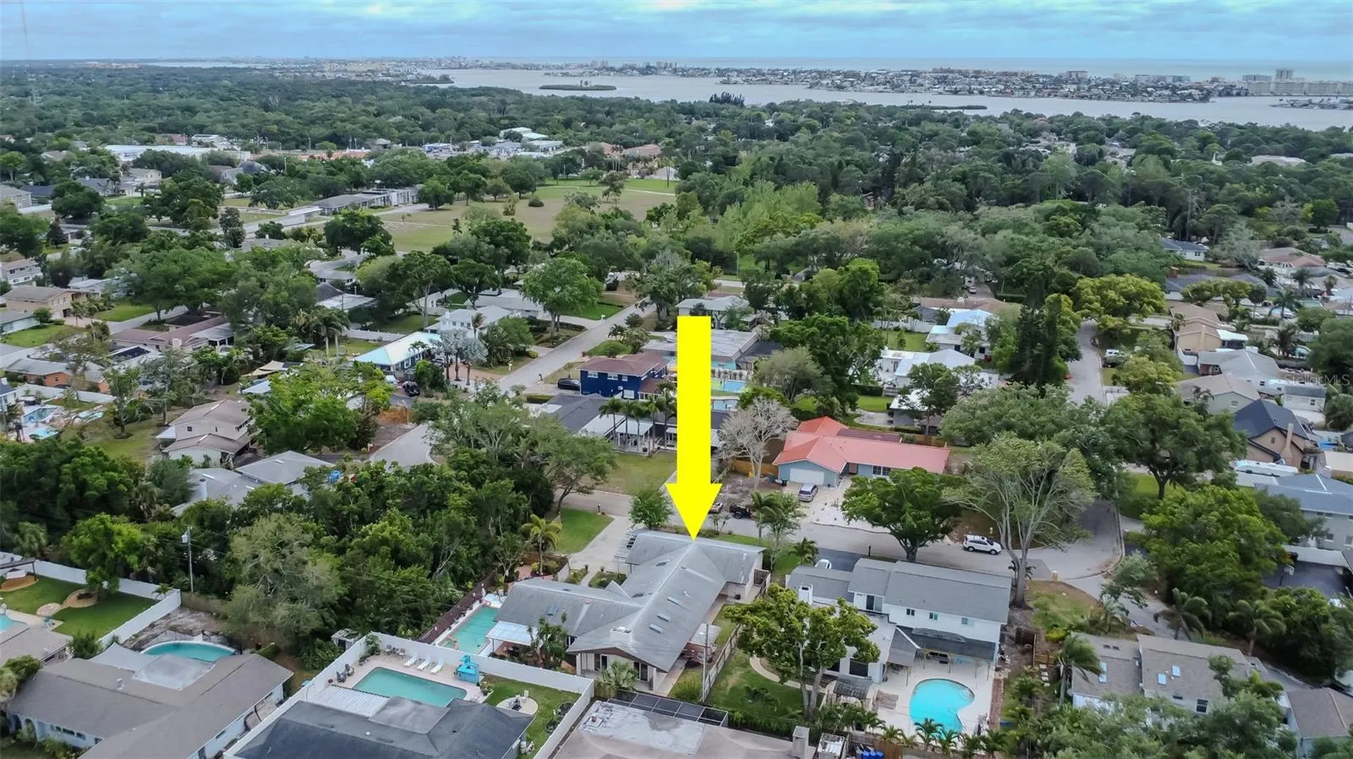 8233 Forest Circle Seminole FL 33776