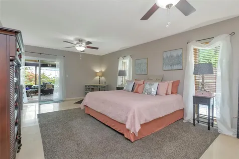 8233 Forest Circle Seminole FL 33776