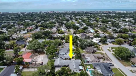 8233 Forest Circle Seminole FL 33776