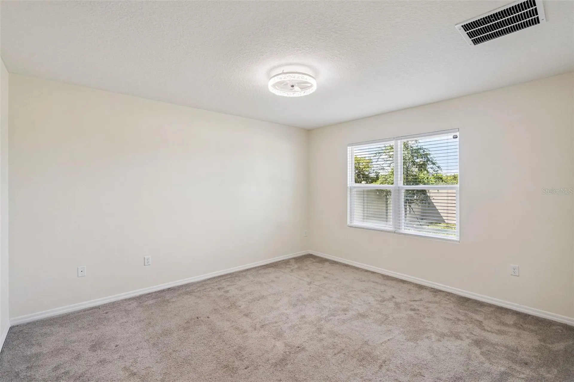 544 Park Place Boulevard Davenport FL 33837
