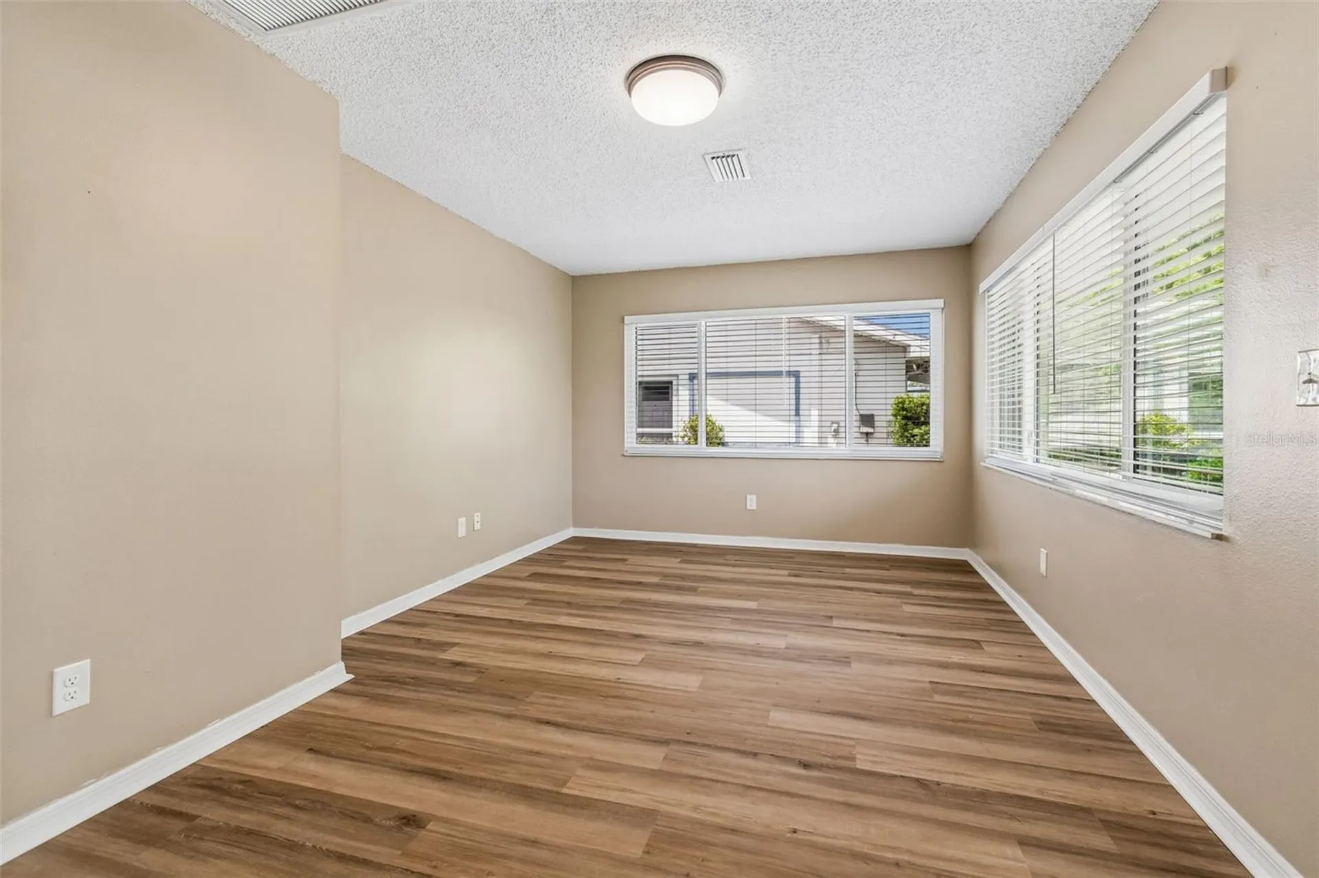 209 Genet Court Sun City Center FL 33573