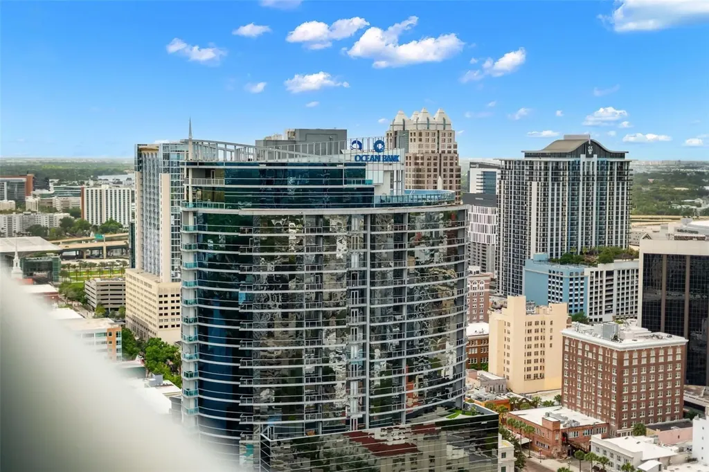 150 E Robinson Street Orlando FL 32801